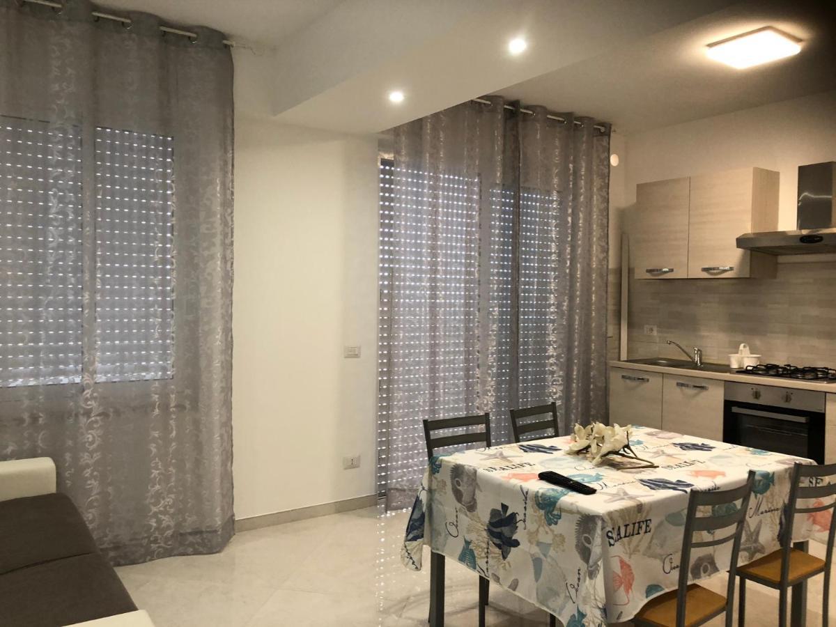 Casa Di Gio' Lägenhet Ventimiglia Exteriör bild