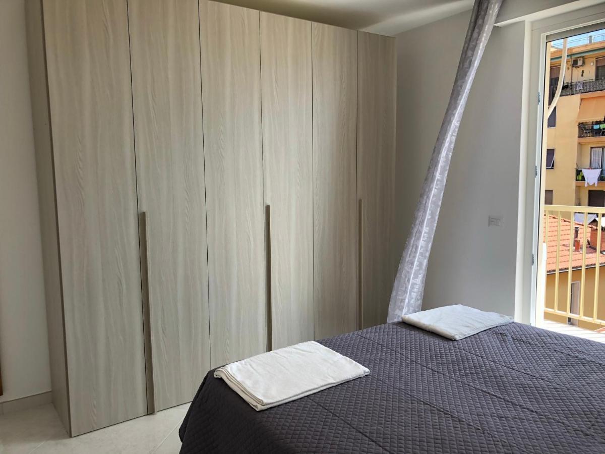 Casa Di Gio' Lägenhet Ventimiglia Exteriör bild