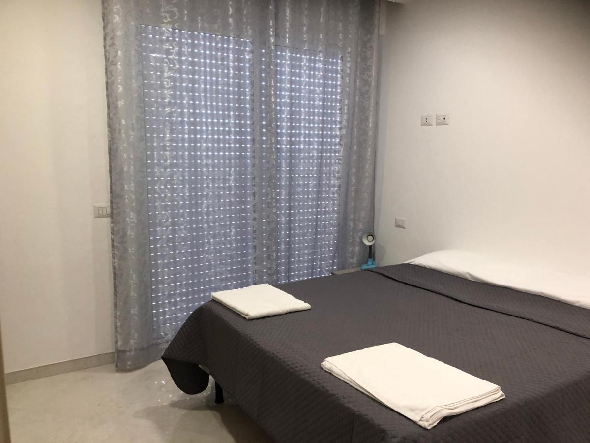Casa Di Gio' Lägenhet Ventimiglia Exteriör bild
